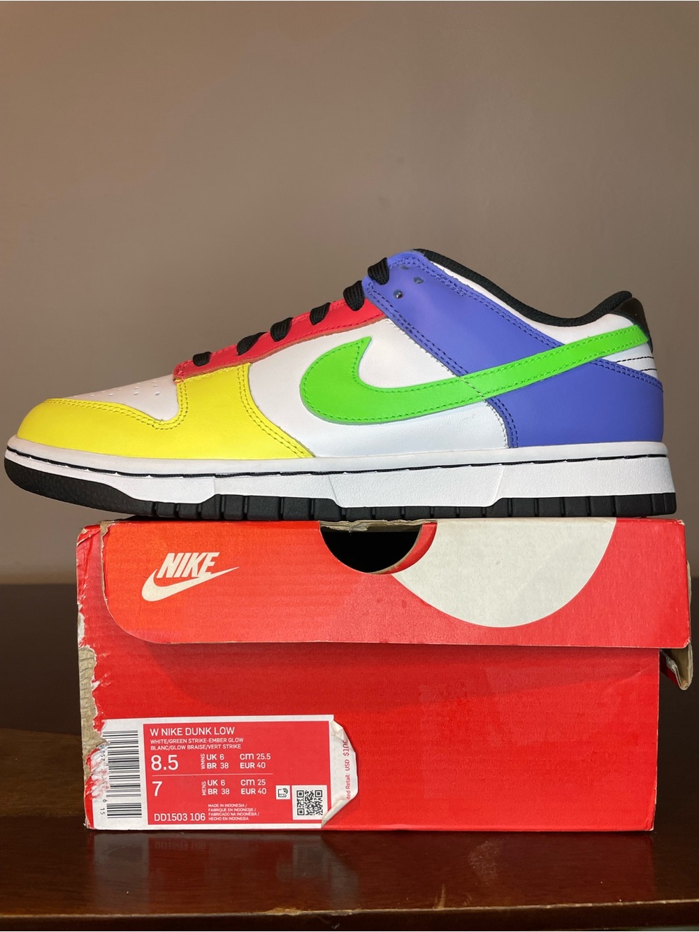 Nike Dunk Low Green Strike Women’s size 8.5 DD1503-106